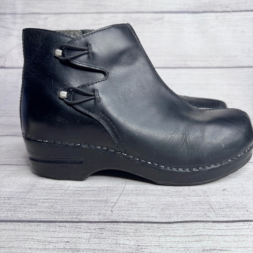 Dansko Black Leather Ankle Boots Clog Platform Zip Toggleβ Womens size 40 EU